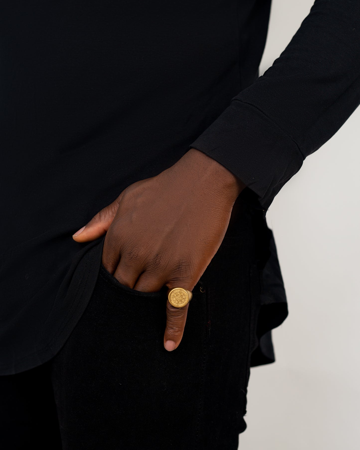 1403 compass star ring